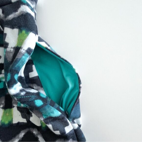 Vince Camuto Dress Fit and Flare Multi Colour Aztec Print Womens 6 Lined Pockets - Picture 6 of 11